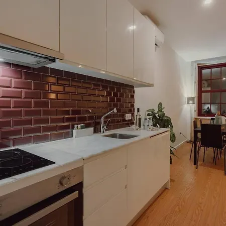 Apartment In Alfandega By Best2stay Porto